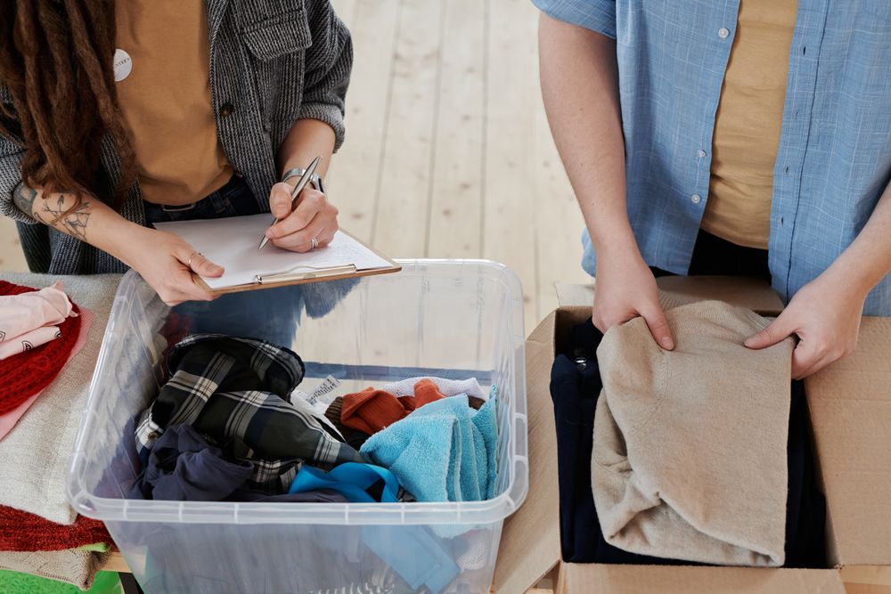 Clothing and hygiene kit volunteer